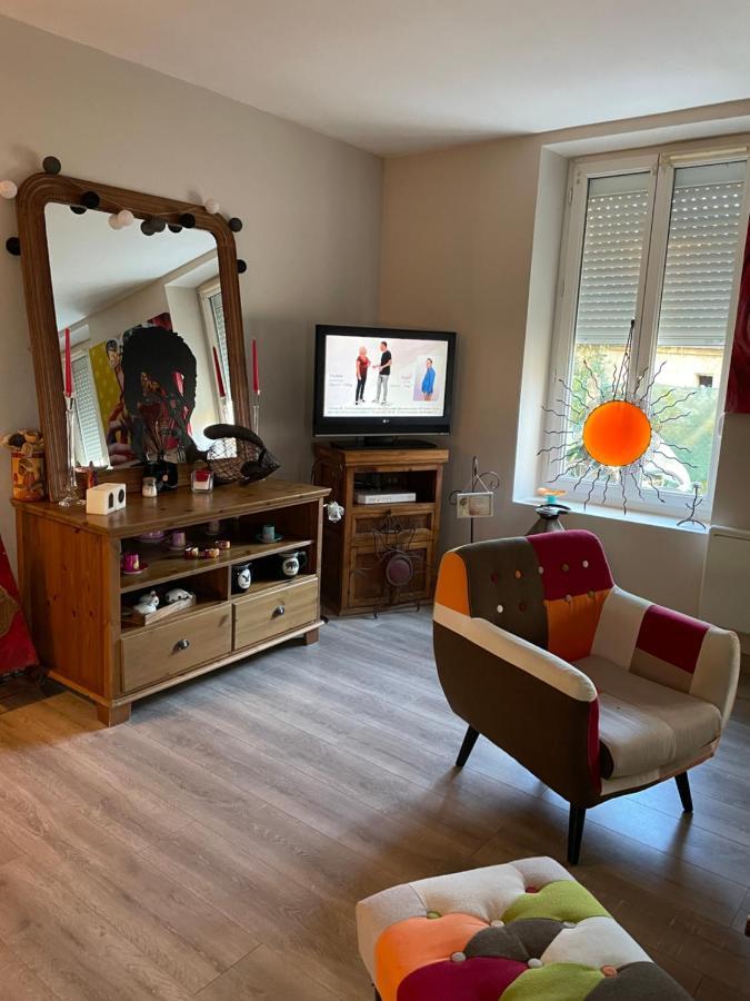 Agreable Maison De Ville A Pacy Sur Eure Kültér fotó